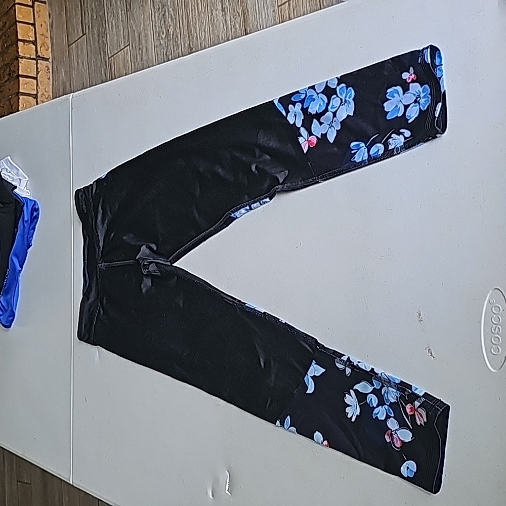 Adidas leggings